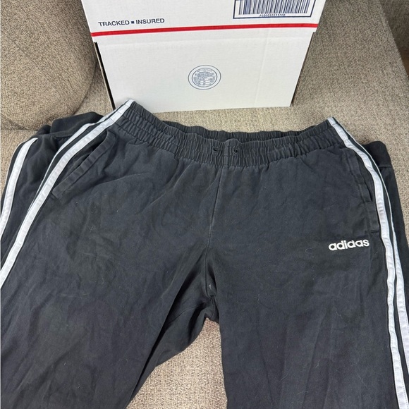 Box with Clothes Different Brands Like Who What Wear, Fashion Nova. - Picture 3 of 13